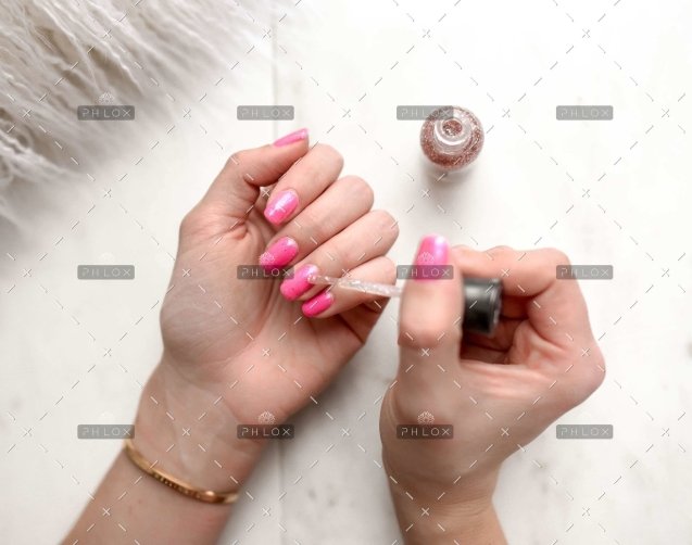 demo-attachment-1129-op_element5-digital-Xf7o2W7qgP0-unsplash-1-scaled